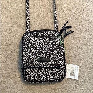 Cheetah print Vera Bradley crossbody purse!